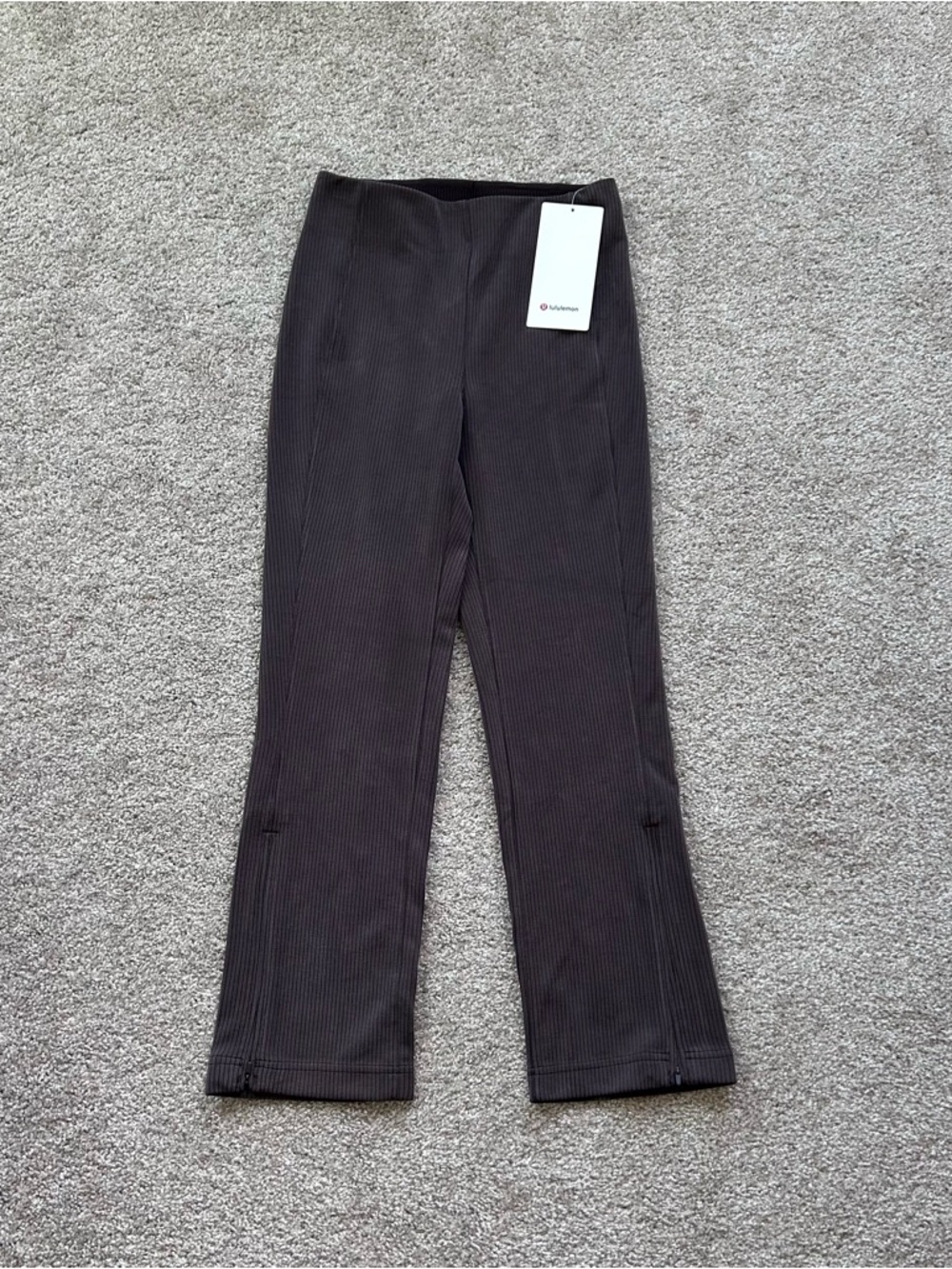 New Lululemon Ribbed Softstreme Zip-Leg HR Crop 25" Espresso Size 4 NWT - Picture 6 of 12
